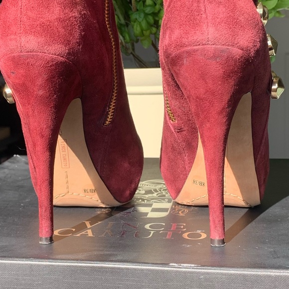 Vince Camuto Jardine Booties - Picture 5 of 13